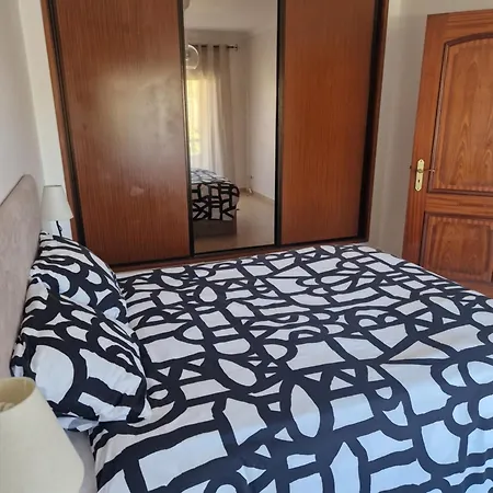 بيت للعطل In *